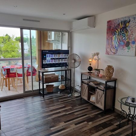 Luxe Étoiles: Renovated Oasis with Pool and Modern Comforts La Grande-Motte Exterior photo